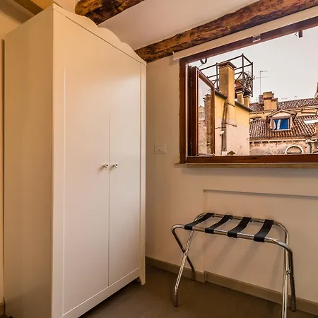 Saint Mark's Basilica @200 Meters Venedig