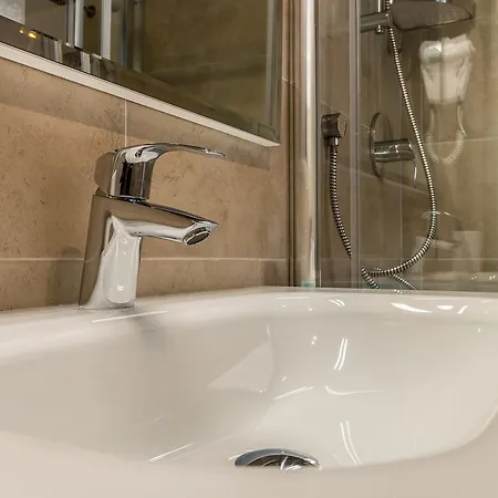 Saint Mark's Basilica @200 Meters *