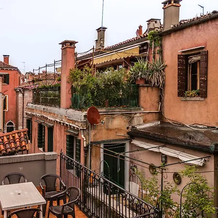 Saint Mark's Basilica @200 Meters Apartamento *