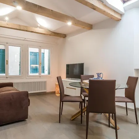 Saint Mark's Basilica @200 Meters